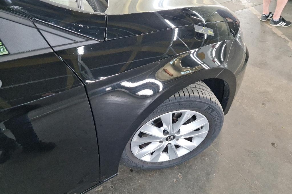 SEAT Leon ST 2018 фото 20