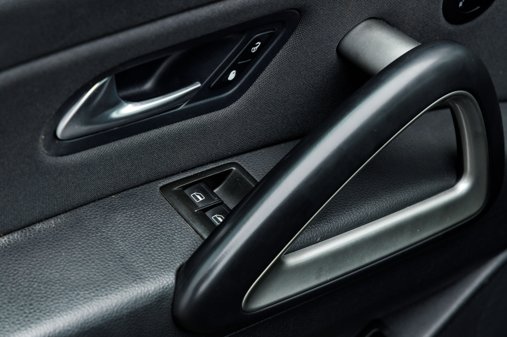 Volkswagen Scirocco 2009 фото 8