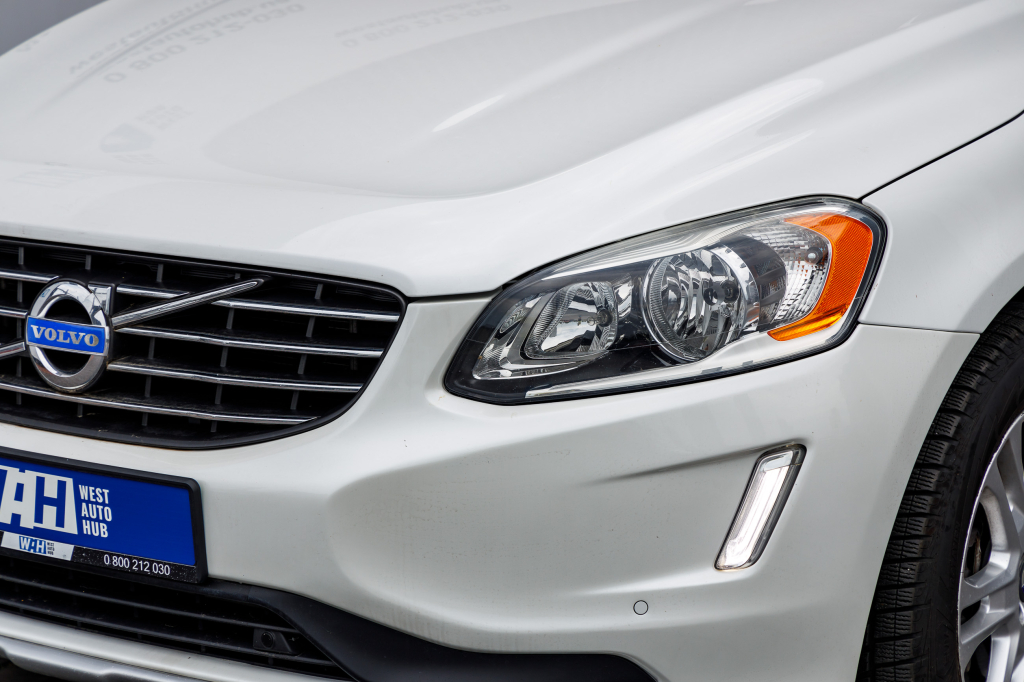 Volvo XC60 2015 фото 6