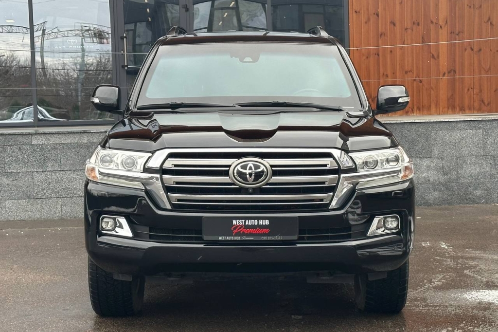 Toyota Land Cruiser 200 GUARD B6 2017 photo 1