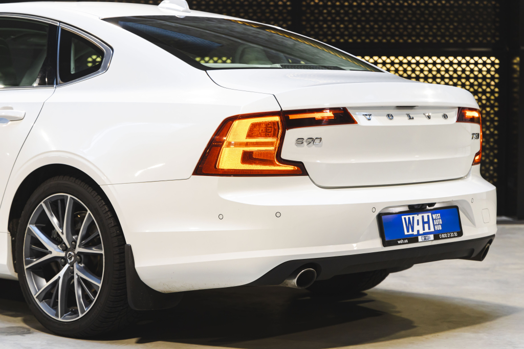 Volvo S90 2018 фото 13