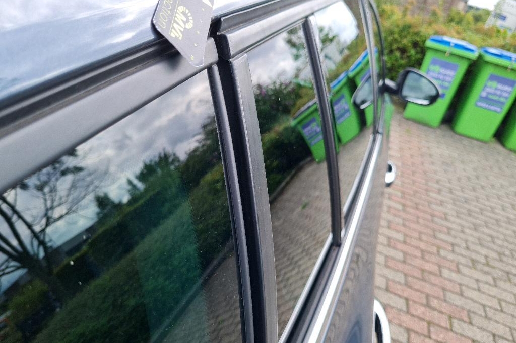 Renault Megane Grandtour 2017 photo 55