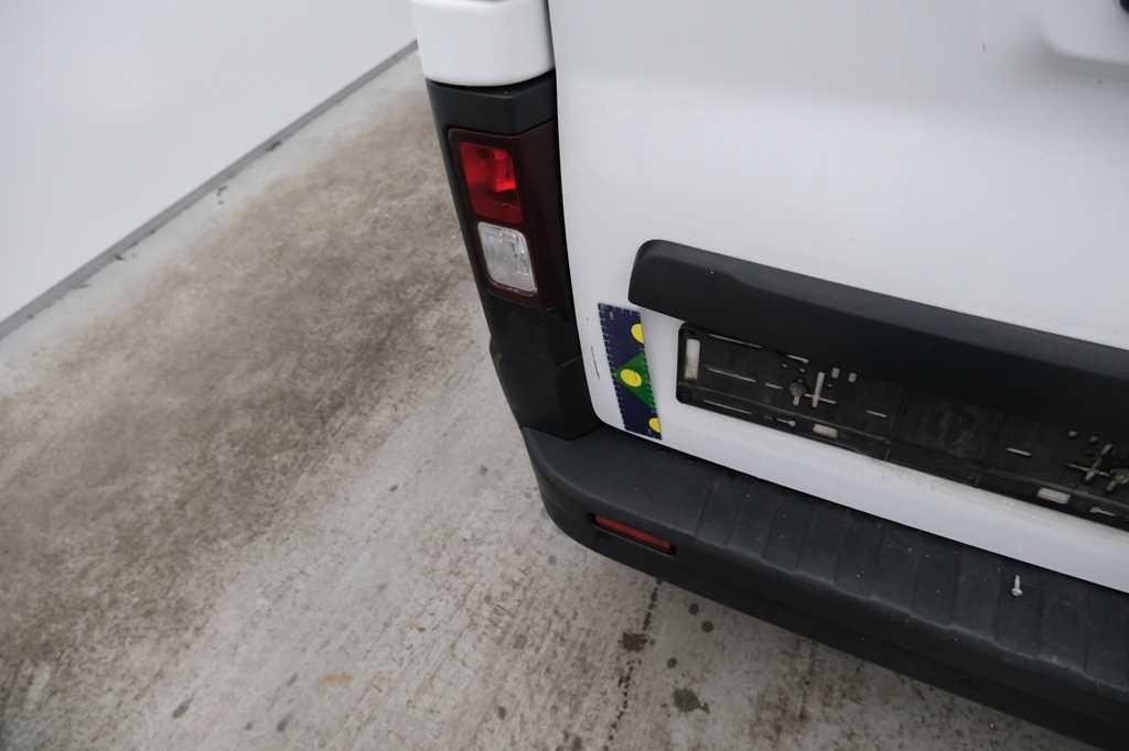 Renault Trafic 2015 photo 8