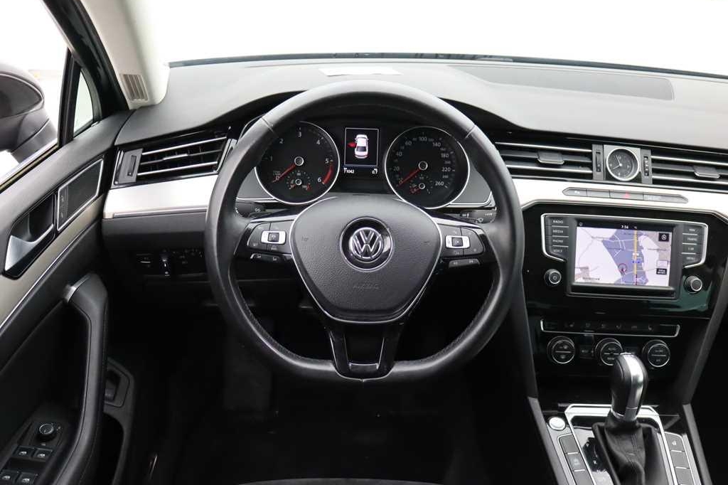 Volkswagen Passat 2017 фото 4