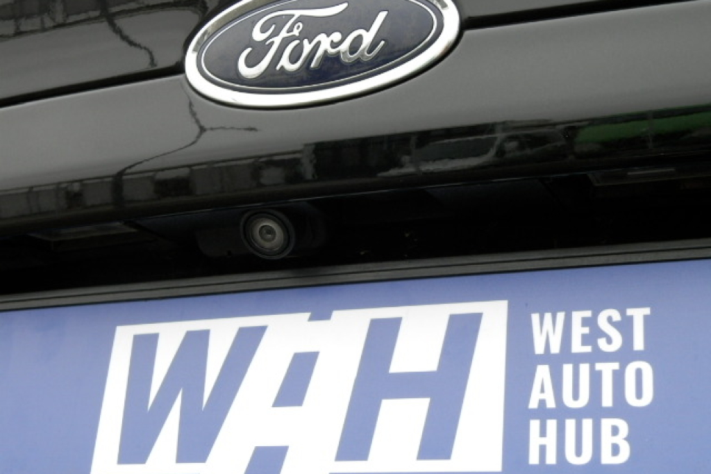 Ford Fusion SE 2016 фото 9