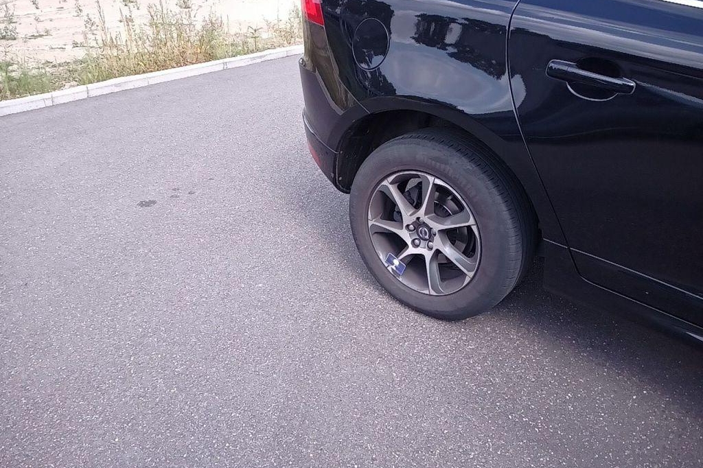 Volvo XC60 2016 фото 29