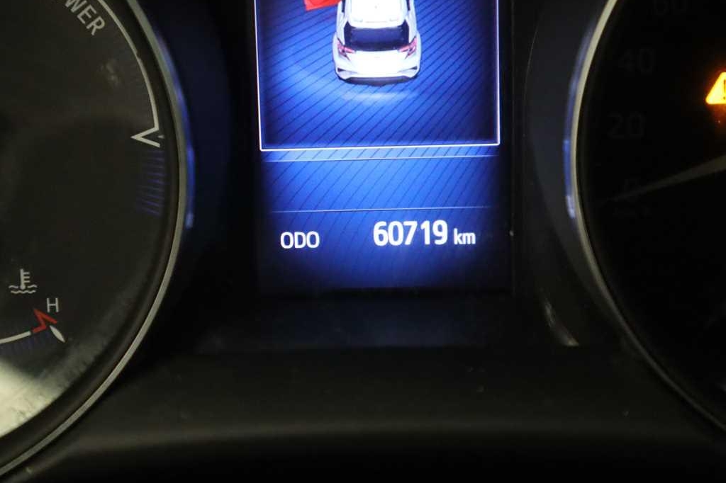 Toyota C-HR 2017 photo 4