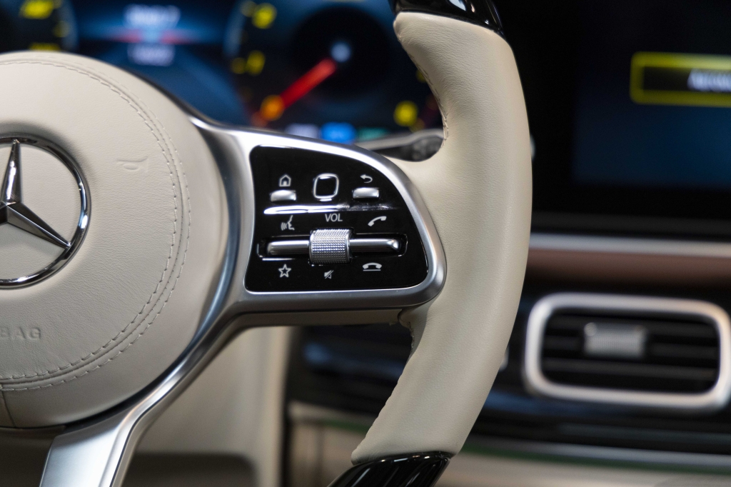 Mercedes-Benz Maybach GLS 600 2022 photo 64