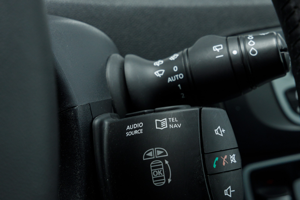 Renault Megane Scenic Grand  2010 photo 15