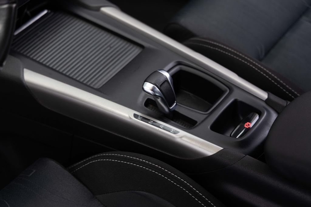 Citroen C4 2015 photo Citroen C4 2015 photo 22