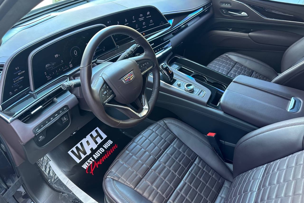 Cadillac Escalade Platinum 4WD 2022 фото Cadillac Escalade Platinum 4WD 2022 фото 16