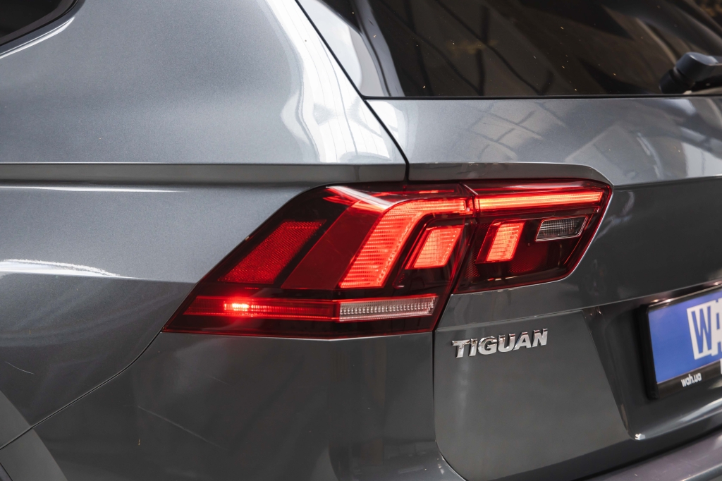 Volkswagen Tiguan S 2019 photo 11