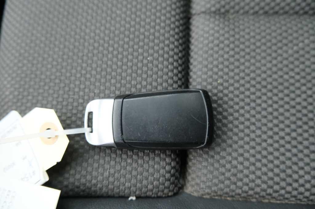 Audi A4 Avant 2016 фото 13