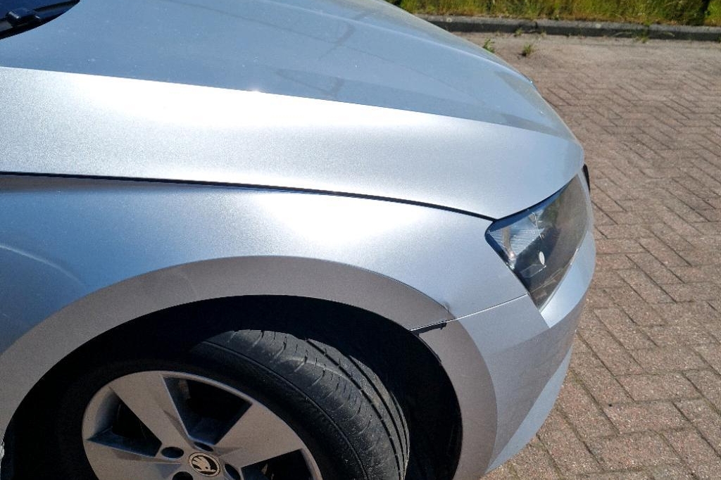 Skoda Superb Combi 2017 фото 29