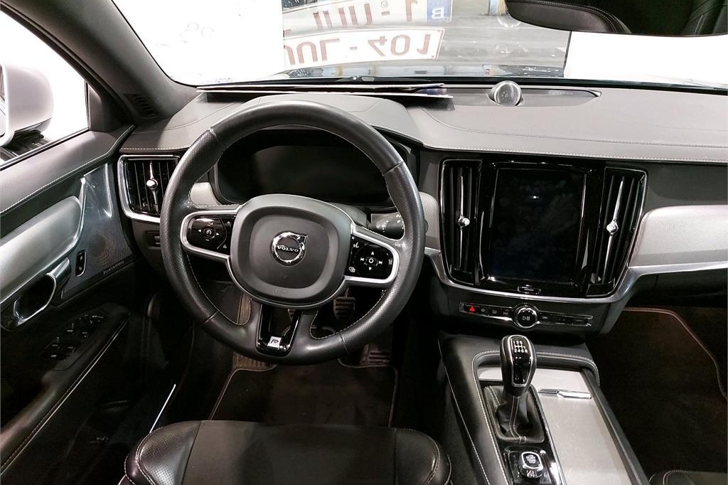 Volvo V90 2018 photo 4