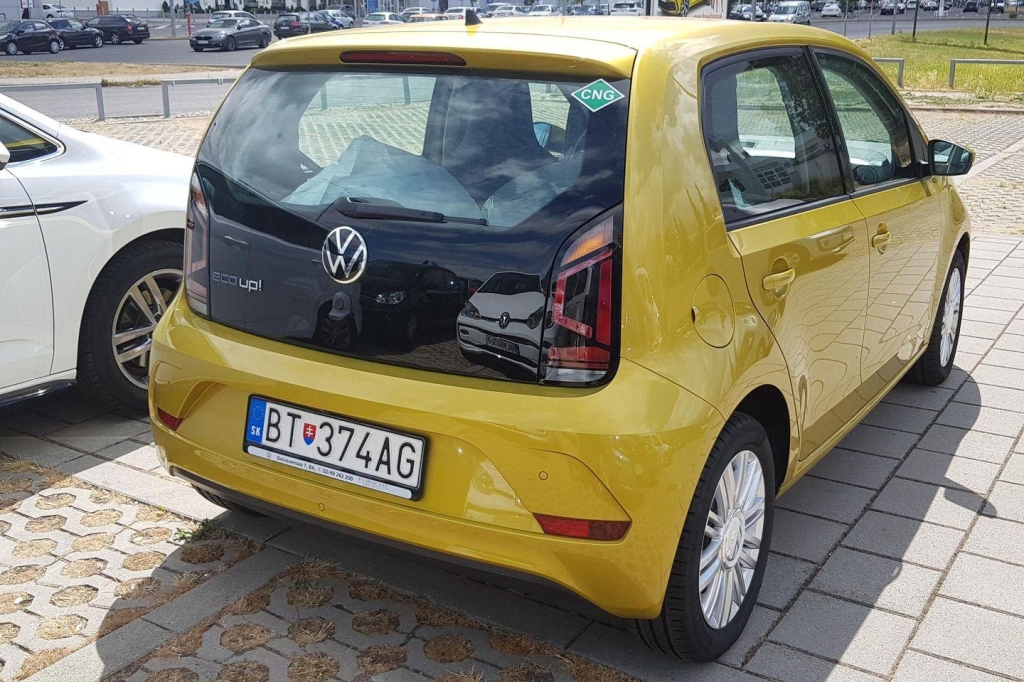 Volkswagen Up 2020 фото 2