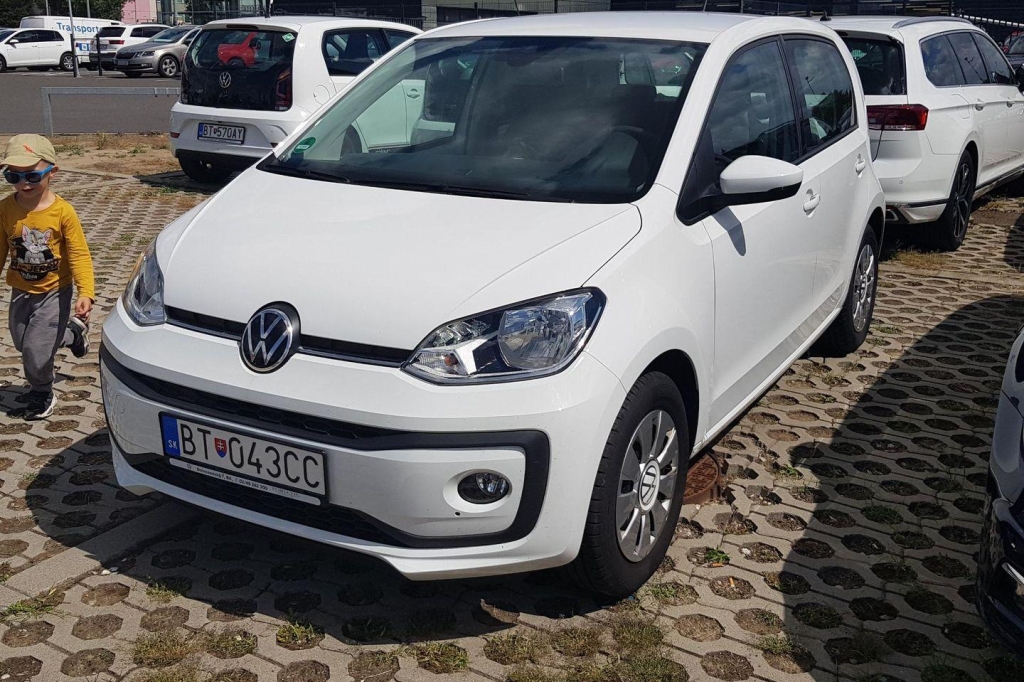 Volkswagen Up! 2020 photo 2