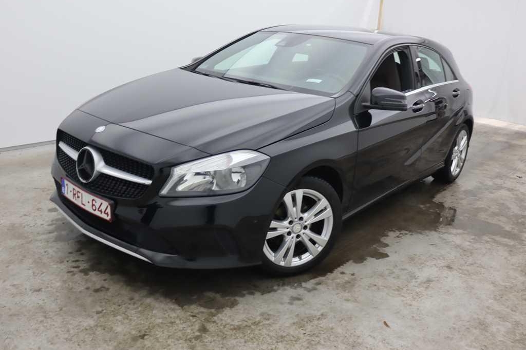 Mercedes-Benz A-Klasse 2016 photo 6