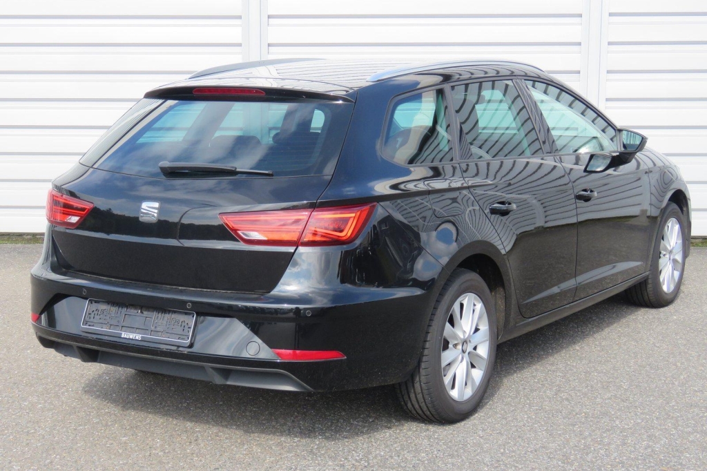 SEAT Leon ST 2018 фото 9