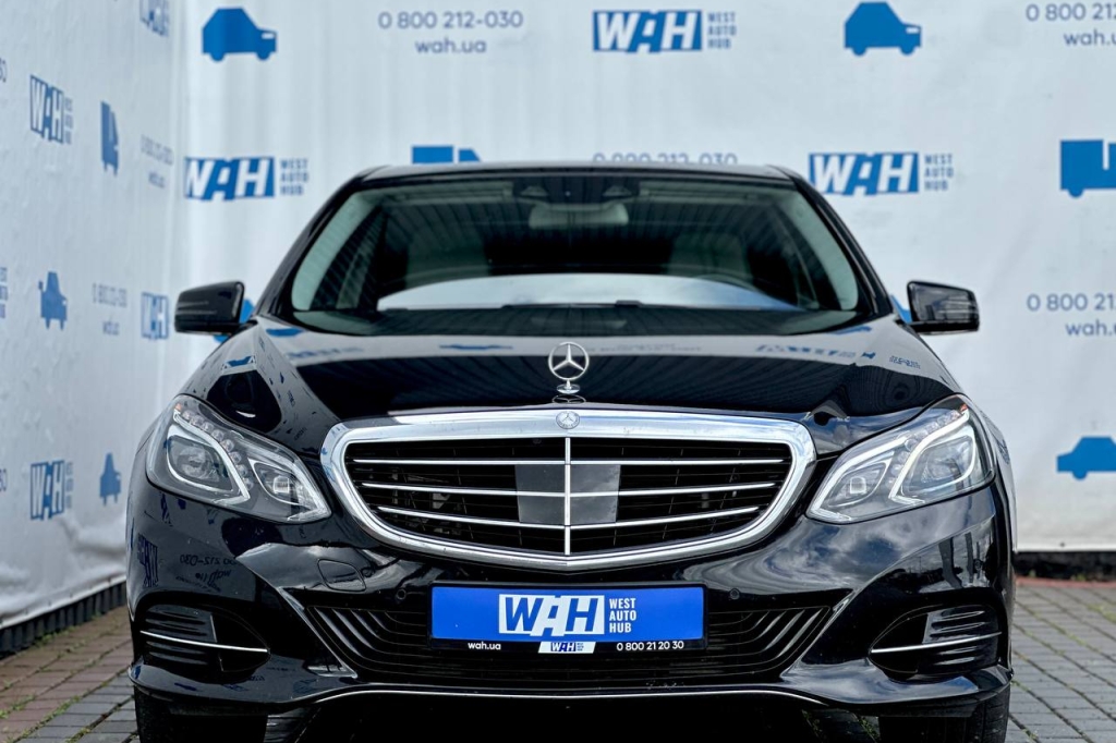 Mercedes-Benz E-Class 2015 4Matic фото Mercedes-Benz E-Class 2015 4Matic фото 1