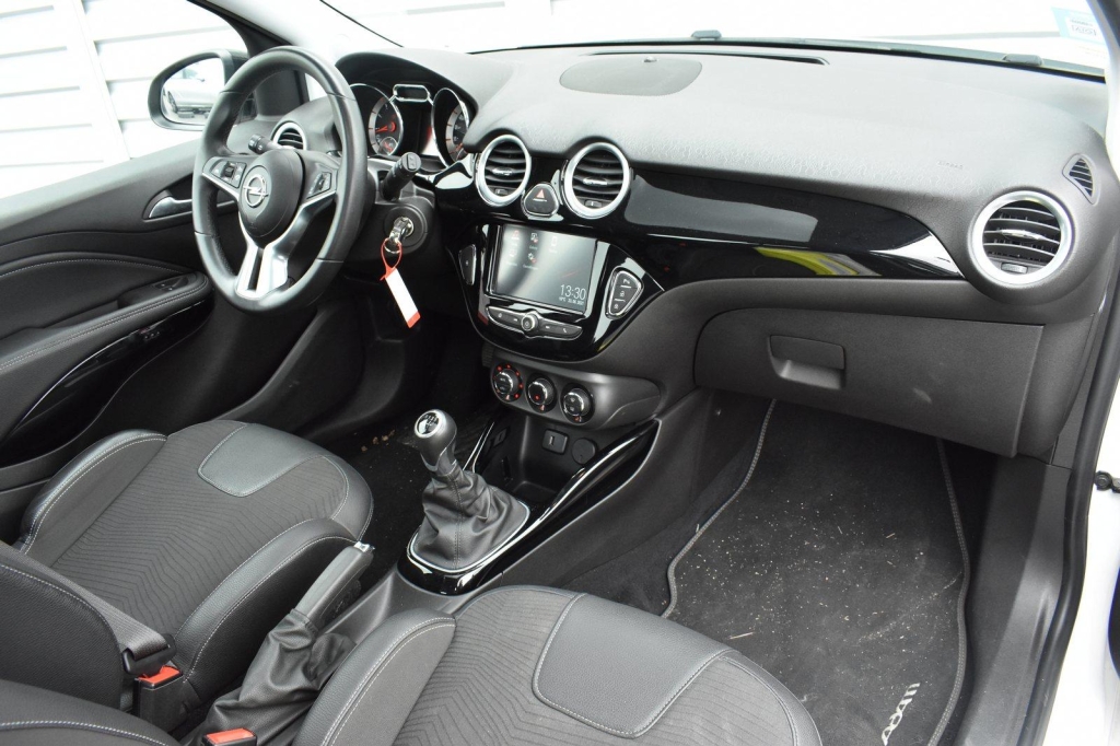 Opel Adam 2019 фото 1