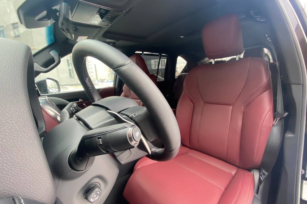 Lexus LX 500d 2022 фото 11