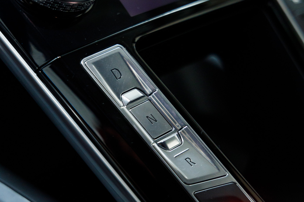 Jaguar I-Pace EV400s First Edition 2019 фото 23