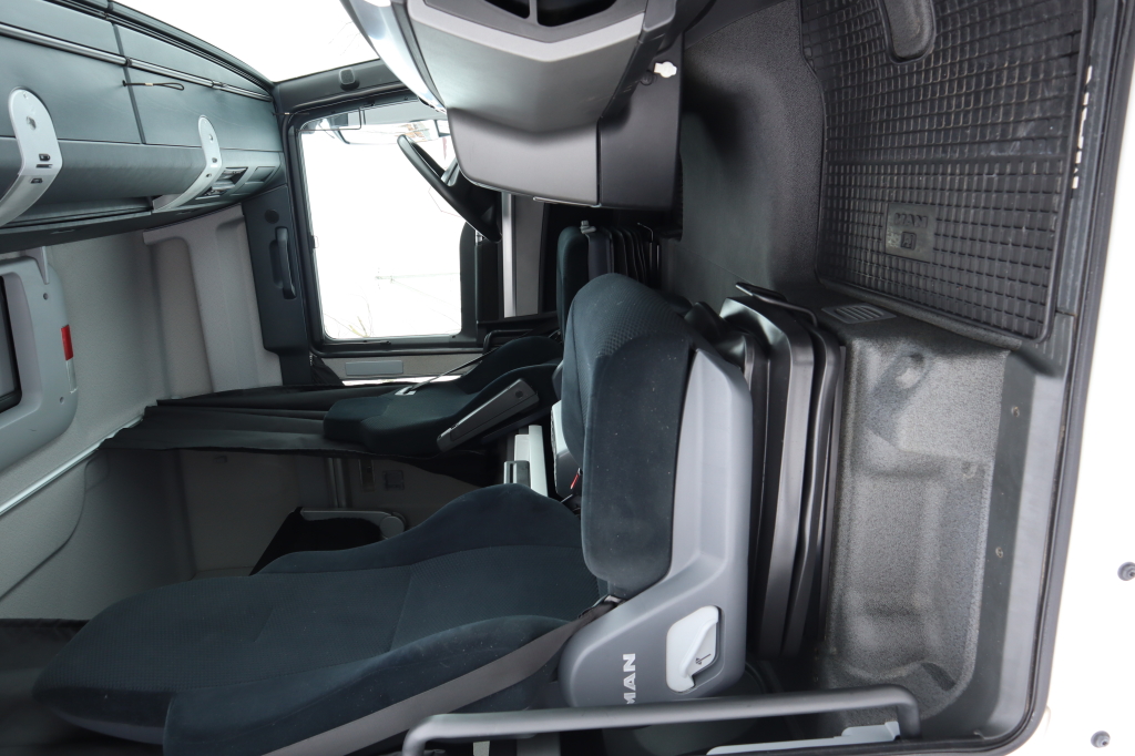 MAN TGX 18.440 2013 photo 14