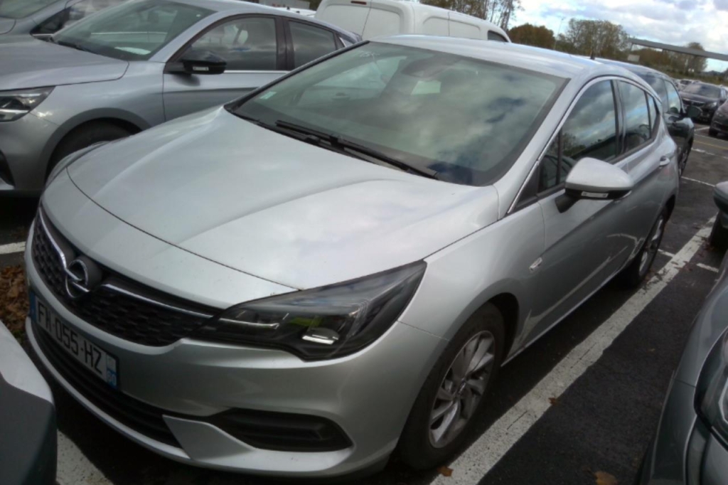 Opel Astra 2020 фото 3