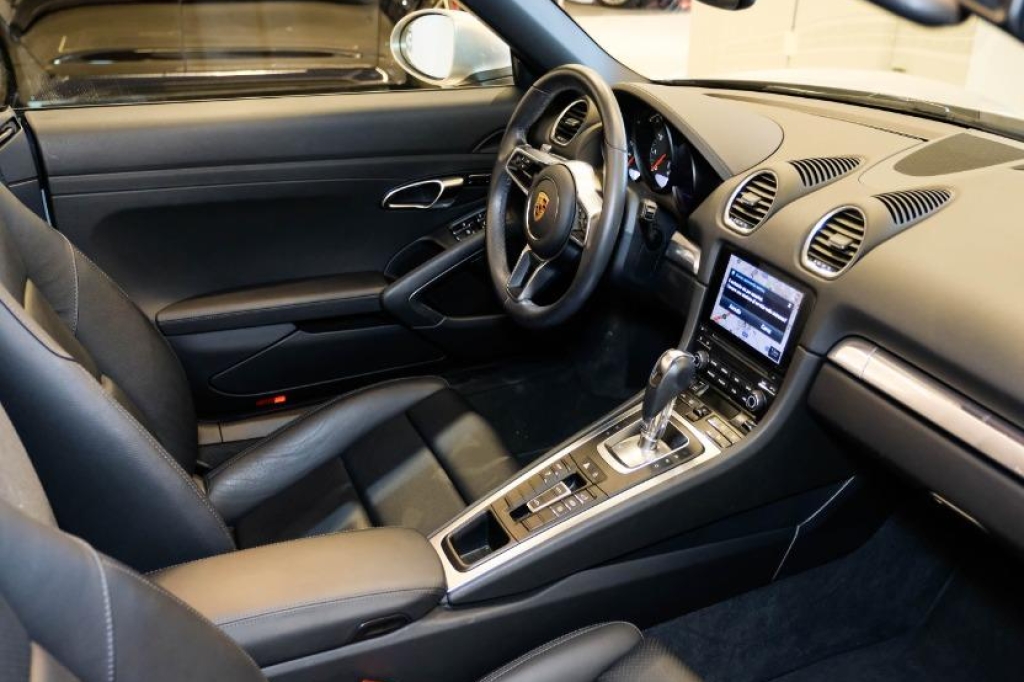 Porsche Boxster 2019 photo 8