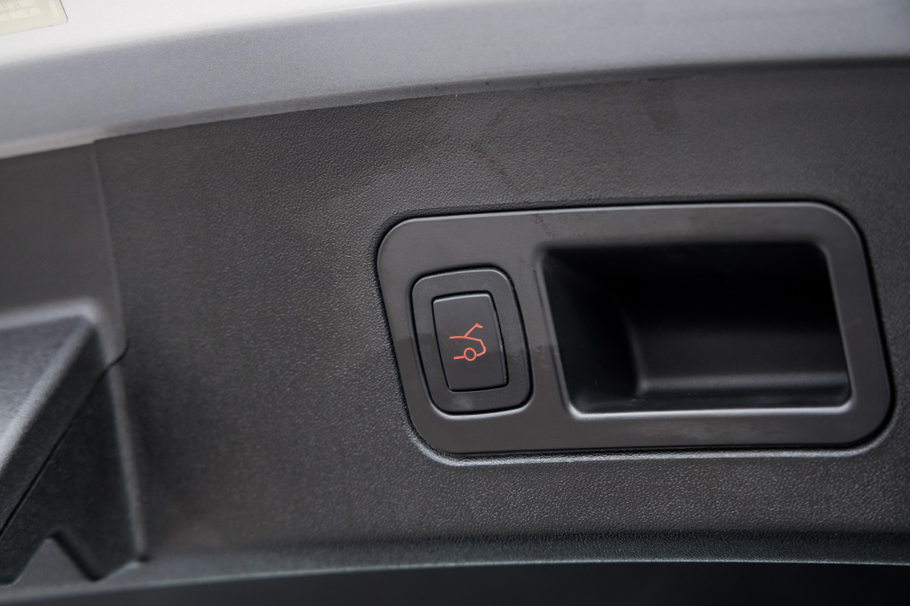 Tesla Model S 70D 2014 фото 29