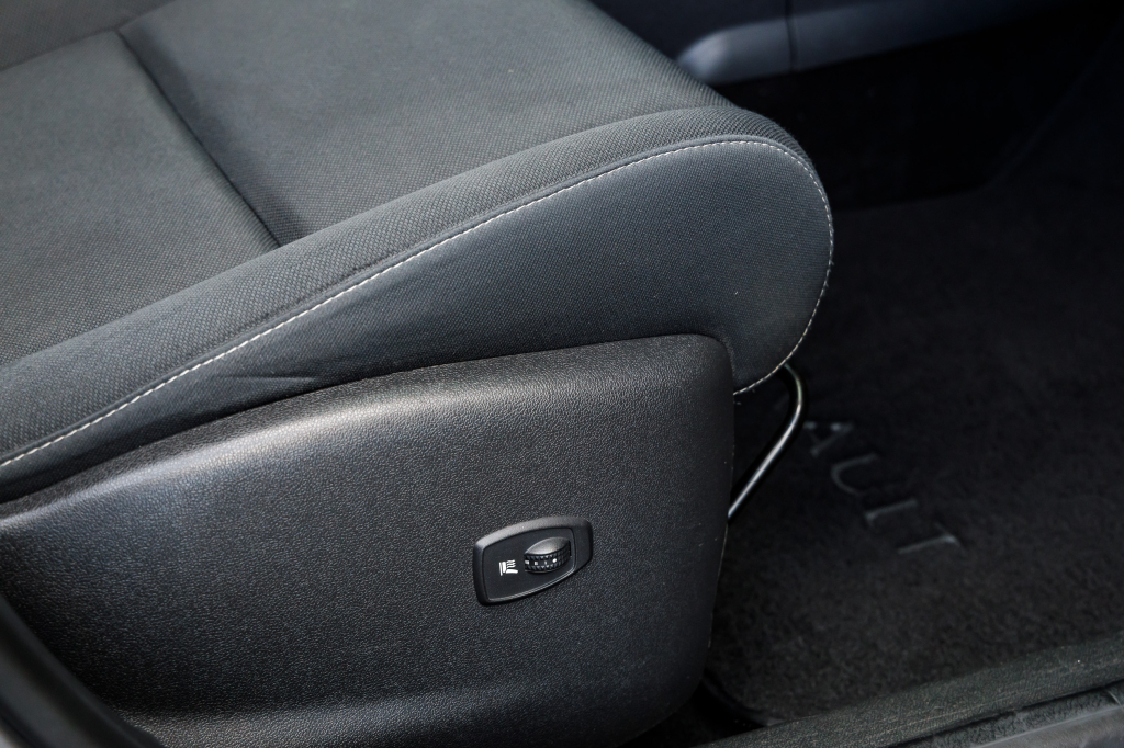 Renault Megane 2010 photo 11