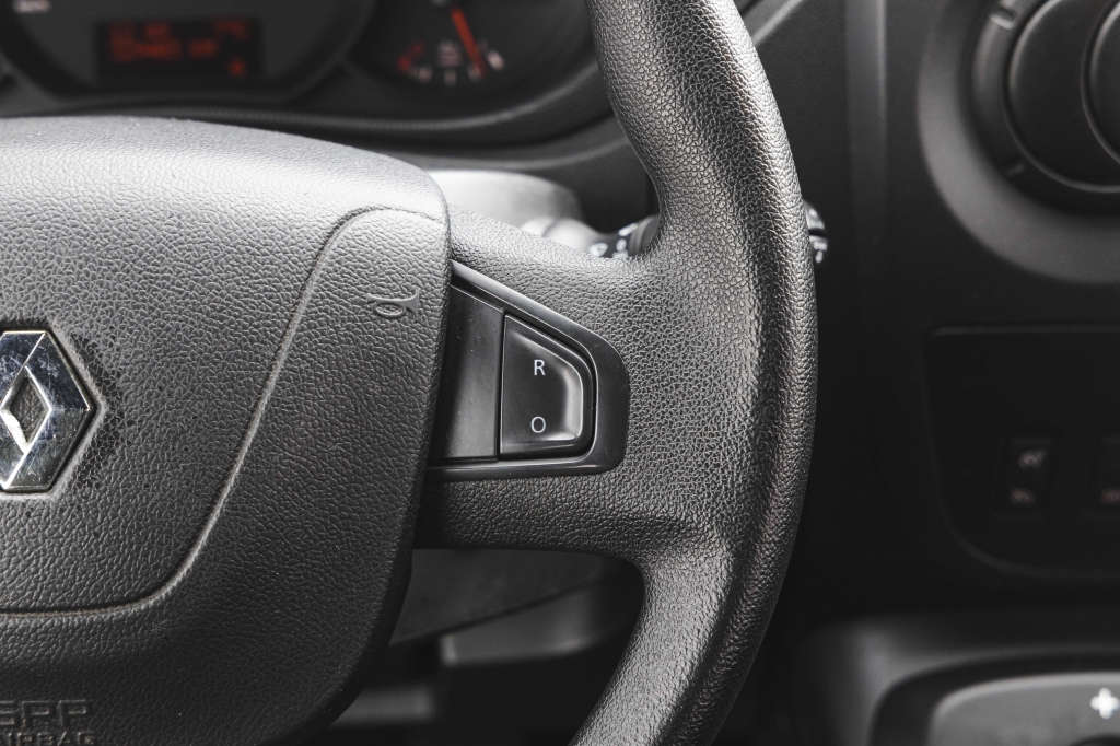 Renault Master 2019 фото 19