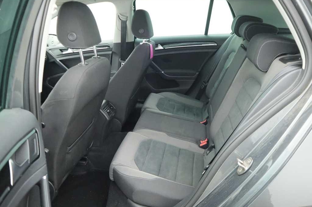 Volkswagen Golf 2018 фото 6