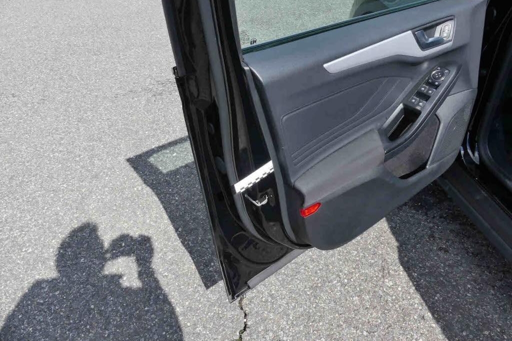 Ford Focus Turnier 2018 фото 10