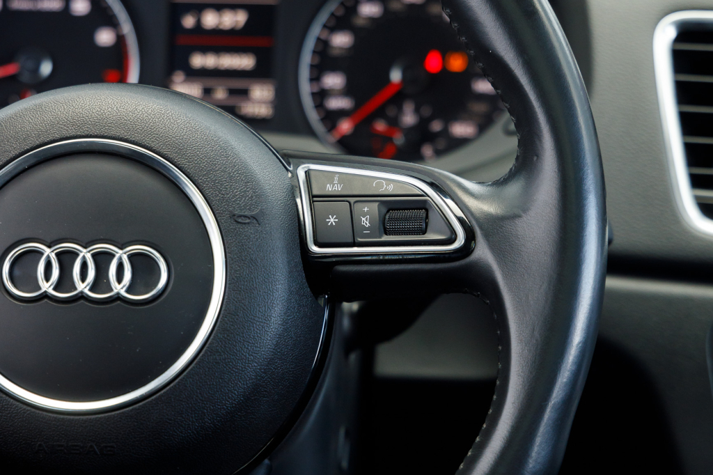 Audi Q3 Premium 2016 photo 20