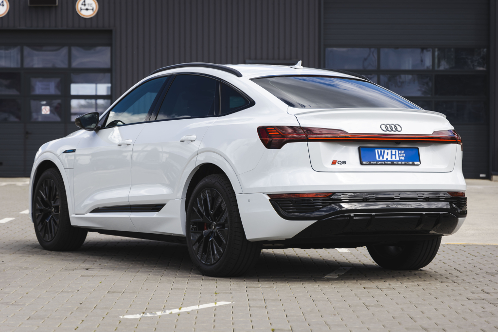 Audi Q8 Sportback e-tron 2023 photo 13