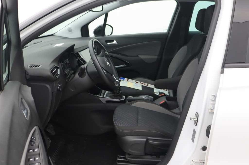 Opel Crossland X 2019 photo 1