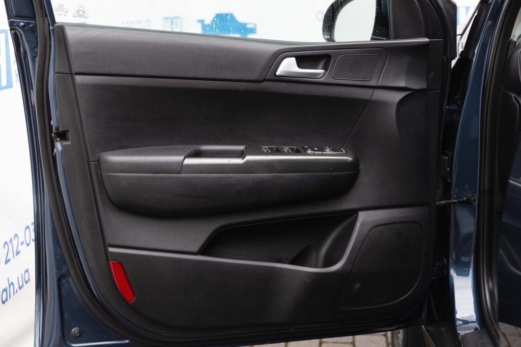 Kia Sportage 2018 фото Kia Sportage 2018 фото 10