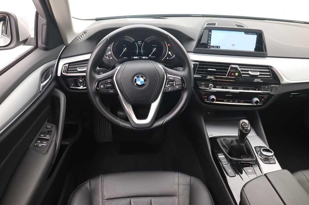 BMW 5 Series 2018 photo 3