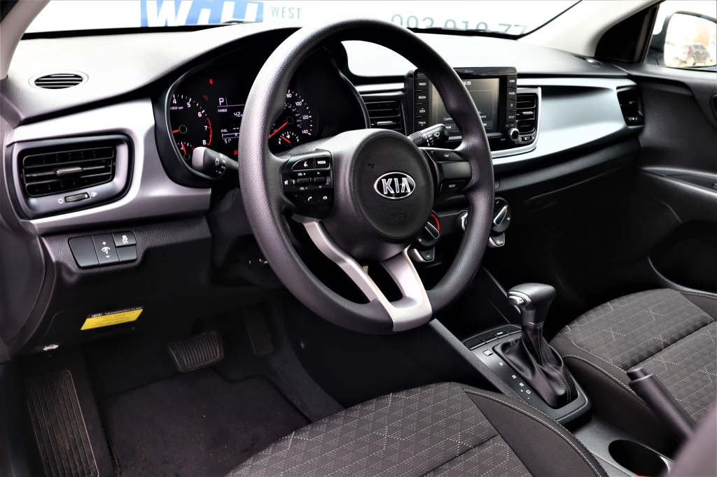 Kia Rio 2019 фото 7