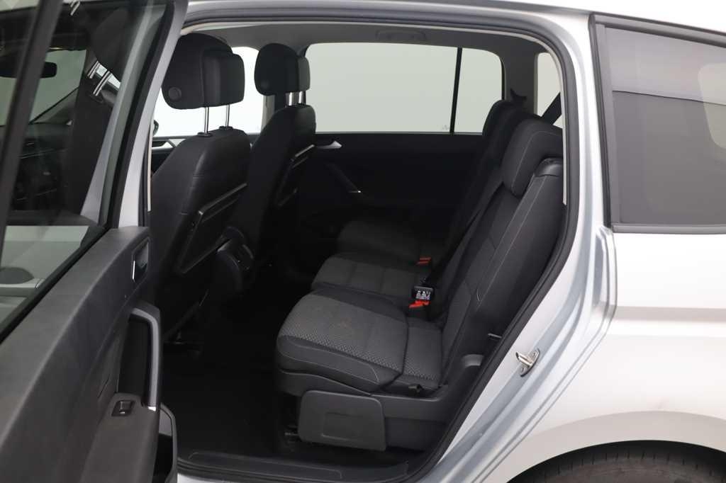 Volkswagen Touran 2019 фото 4