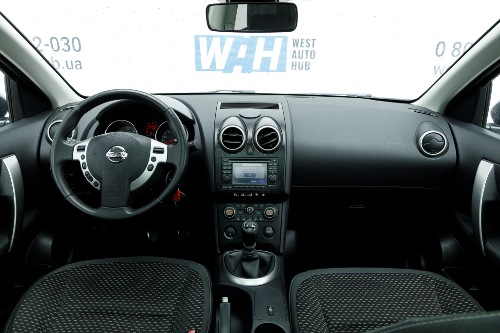 Nissan Qashqai+2 2009 фото 11