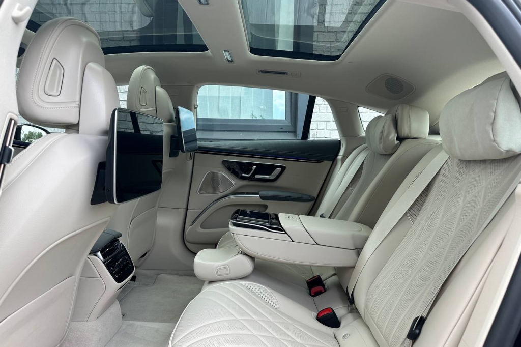 Mercedes-Benz EQS 500 2021 photo 17