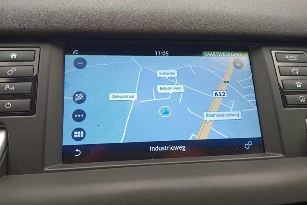 Land Rover Discovery 2016 фото 4