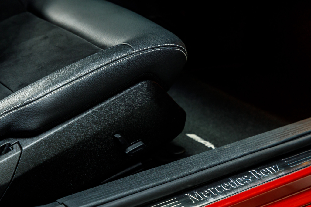 Mercedes-Benz E 220  Bluetec 2015 фото 44