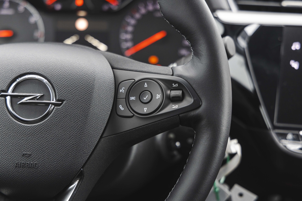 Opel Corsa 2020 фото 18