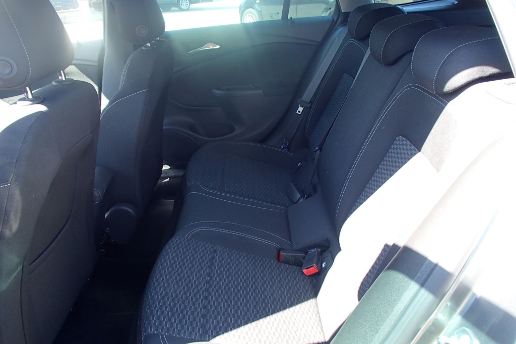 Opel Astra Sports Tourer 2017 photo 4