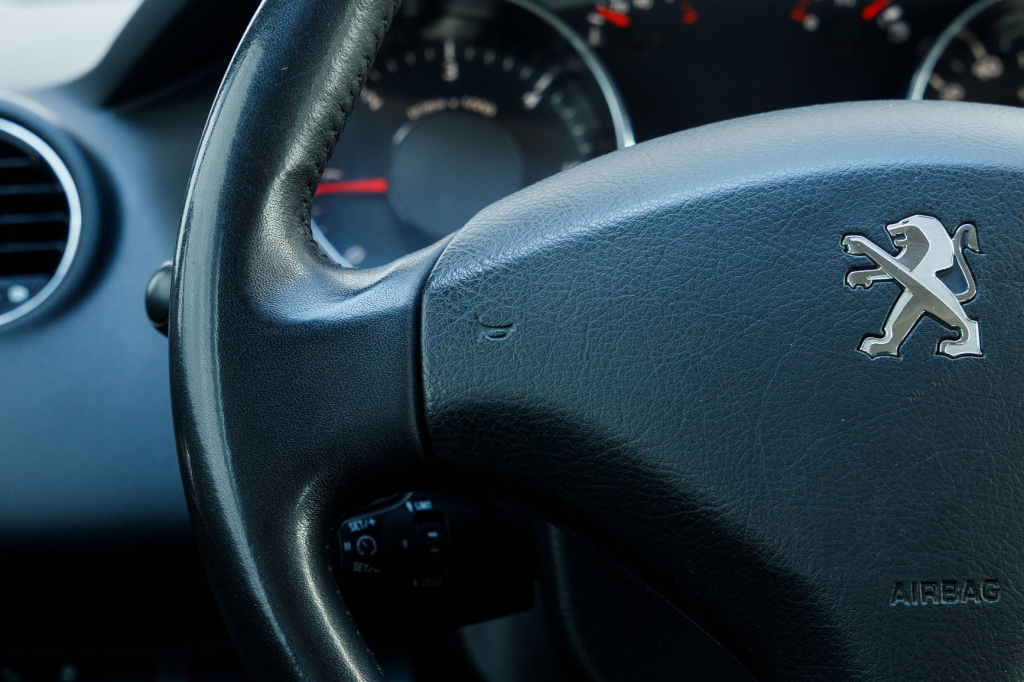 Peugeot 3008 2015 photo 16