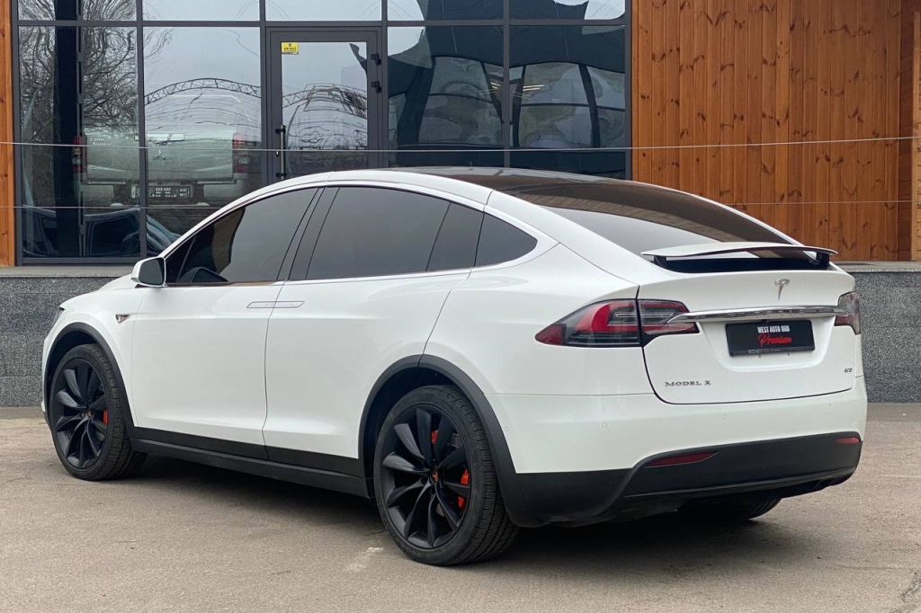 Tesla Model X 90D 2016 фото 3